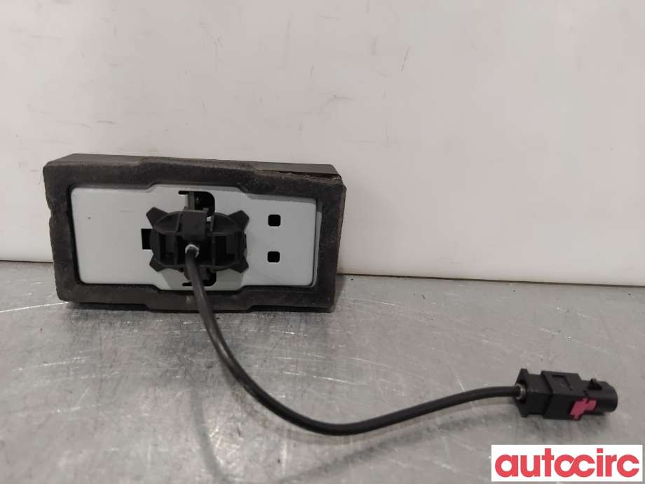 Dashbord telefon til Mercedes EQC 2019-->>  (MERCEDES|A2939053100|)