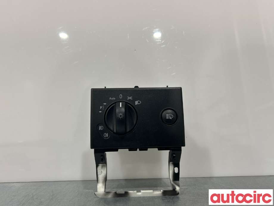 Bryter lys til Mercedes Vito/Viano 2010-2014 (Fase 2) (W639) (W639) (MERCEDES|A6395450704)
