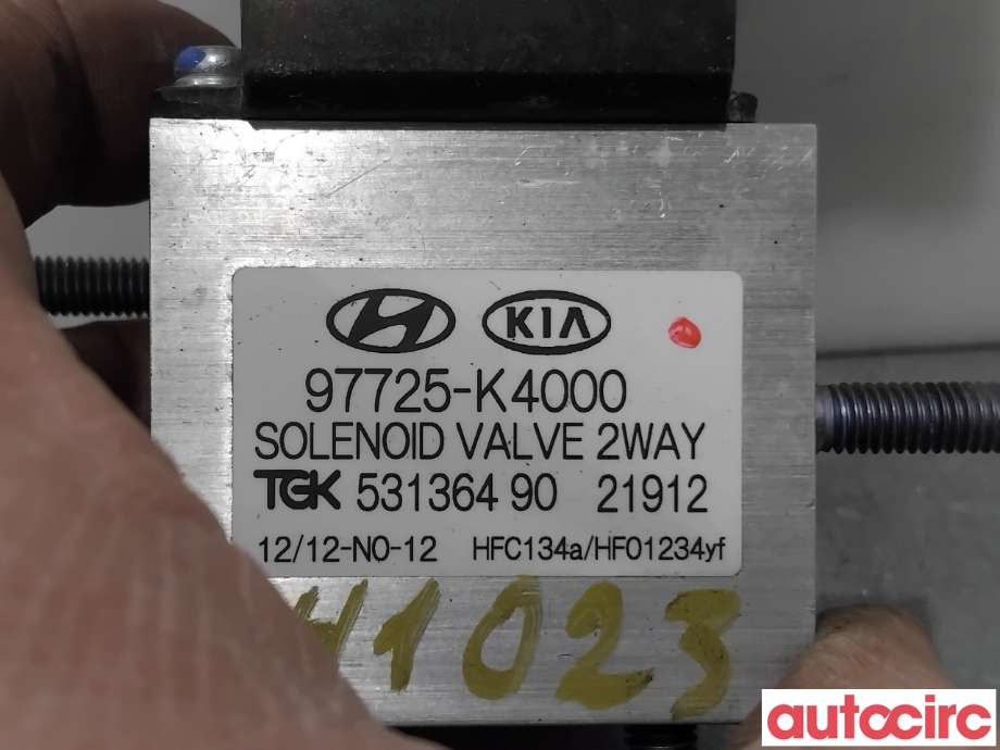 Diverse deler til Hyundai Kona 2017-2021 (Type I, Fase 1)  (HYUNDAI|97725K4000|53136490|97725-K4000)