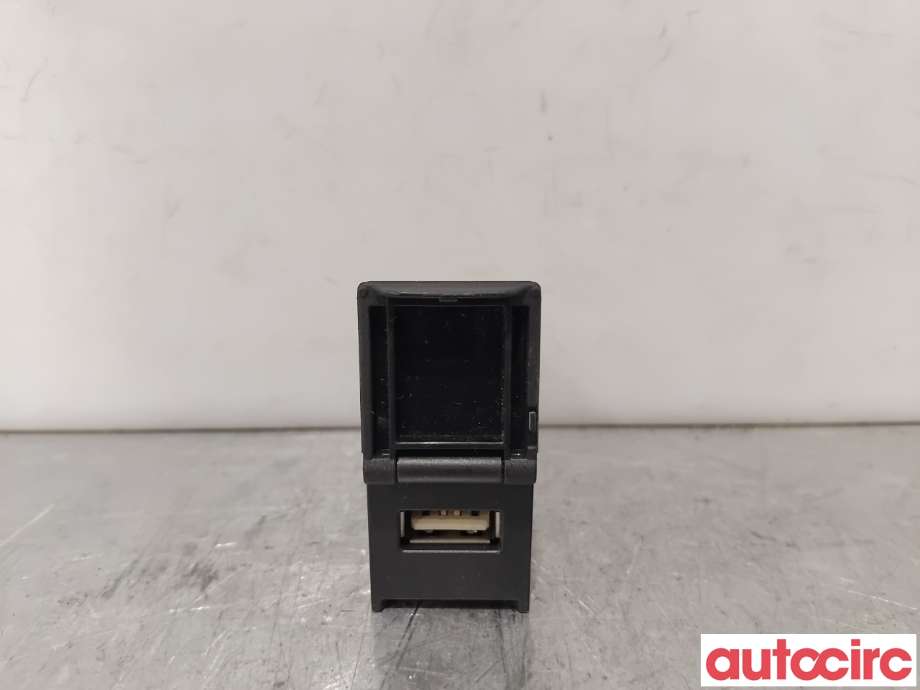 Diverse deler til Toyota RAV4 2019-->> (Type V)  (TOYOTA|8619042031|CA-UT2AX0AJA|86190-42031)
