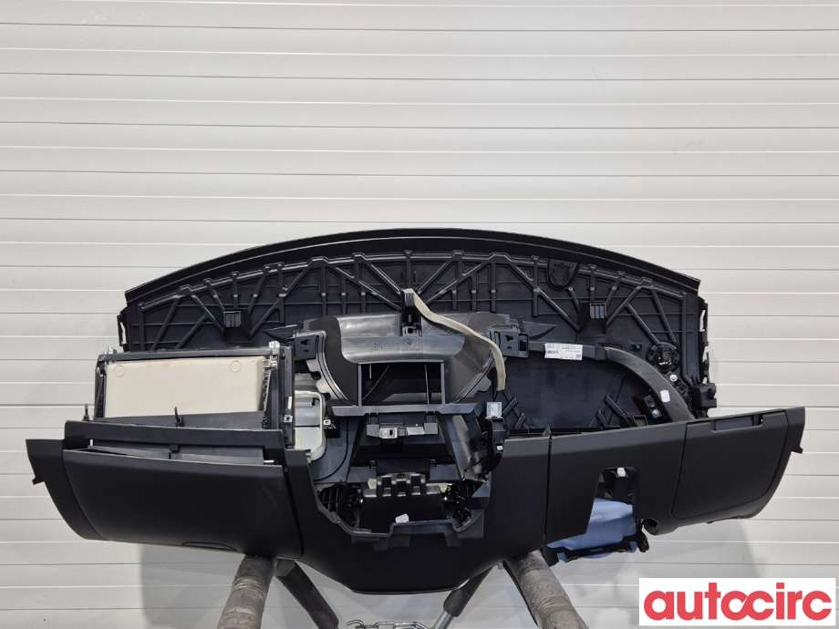 Dashbord til Renault Captur 2020-->> (Type II)  (RENAULT|681008208R|)