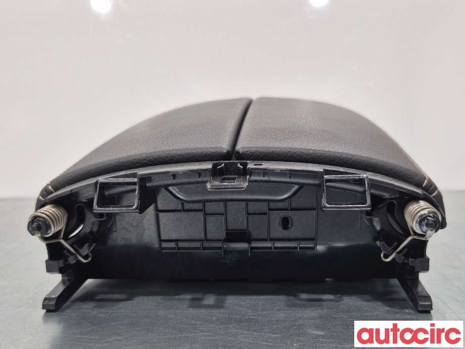 Sete armlene lokk til Mercedes EQC 2019-->>  (MERCEDES|A2056808804)