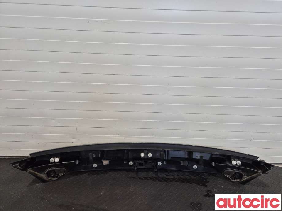Lister til Audi A7 2010-2014 (Type I, Fase 1)  (AUDI|4G8827987|)