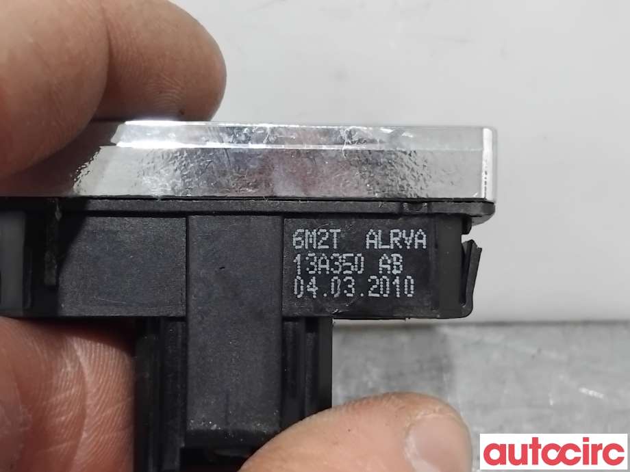 Bryter nødblink til Ford Mondeo 2007-2010 (Type IV, Fase 1)  (FORD|1553762||6M2T13A350AB)