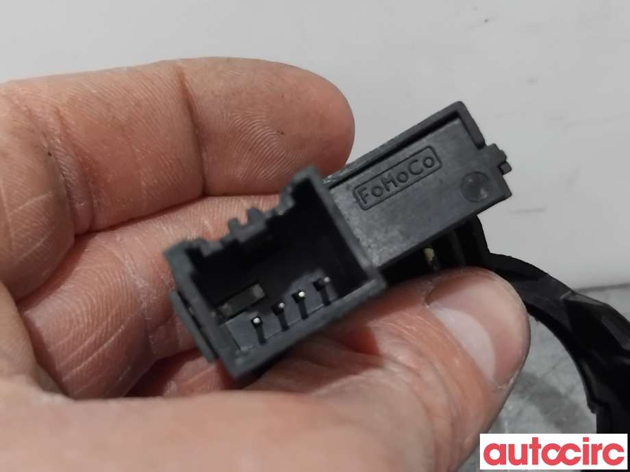 Diverse deler til Ford Mondeo 2007-2010 (Type IV, Fase 1)  (FORD|1481230||6E5T-15607-BA)