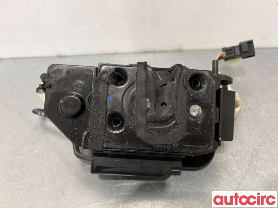 Låsekasse venstre bak til Hyundai Getz 2002-2009  (HYUNDAI|814101C020|)