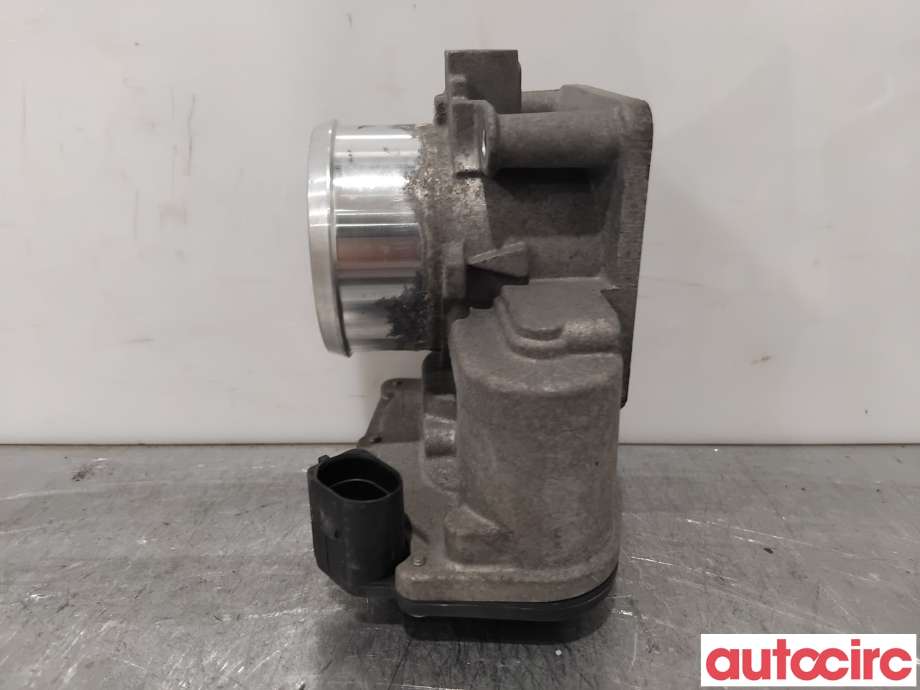 Spjeldhus til Hyundai Ix35 2010-2015  (HYUNDAI|351002F000||351002F600)