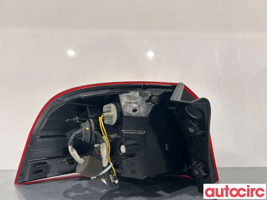 Baklykt høyre til Kia Rio 2011-2017 Type III  (KIA|924021W210)