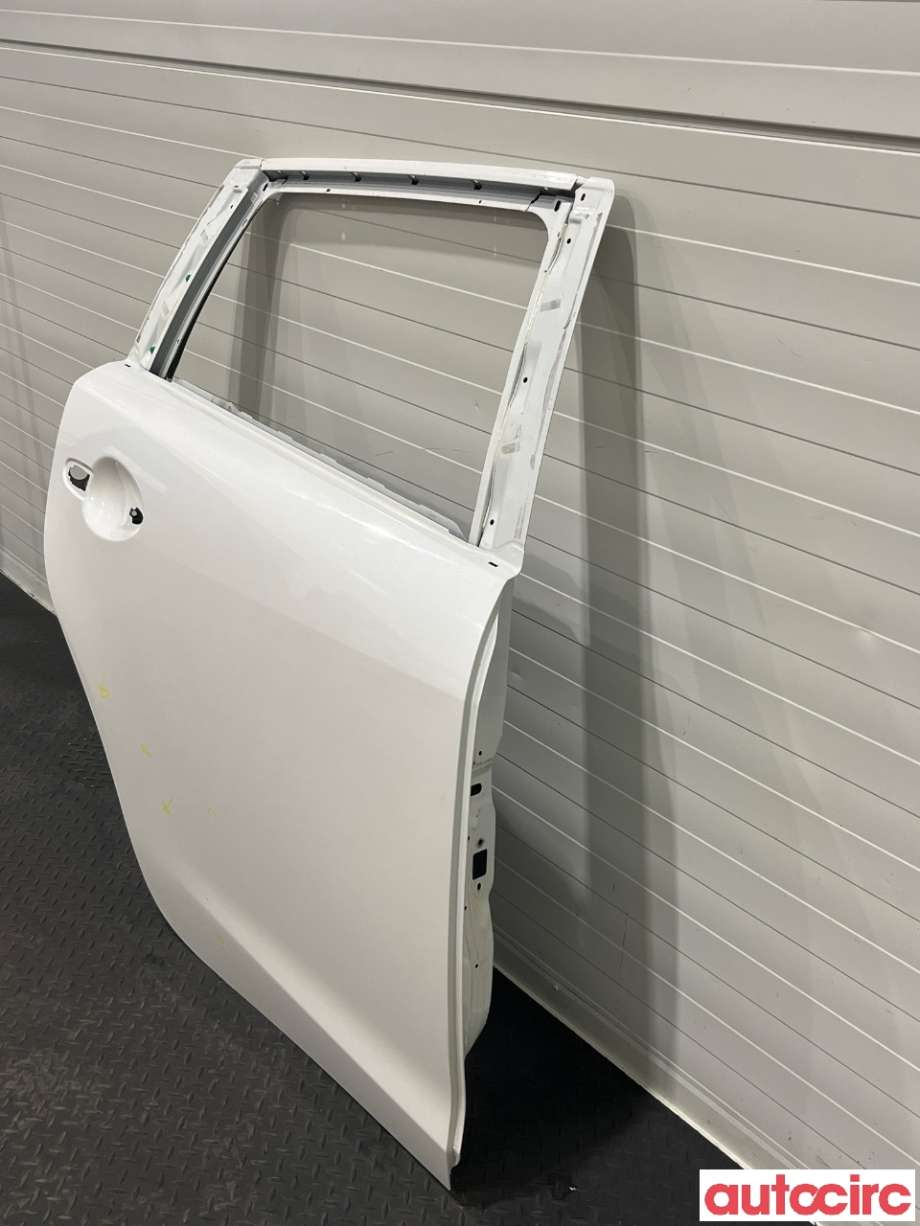 Dør høyre bak til Mazda 6 2013-2015 (Type III, Fase 1)  (MAZDA|GHY0-72-02XC)