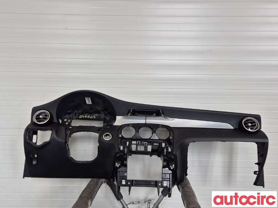Dashbord til Mercedes GLC, 2015-2022 (X253) (X253) (MERCEDES|A2536800087)