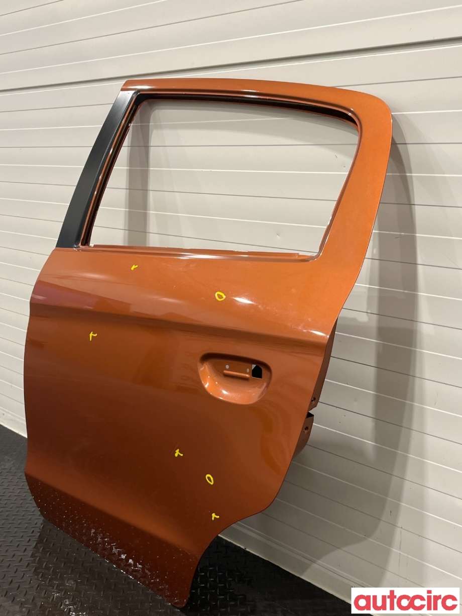 Dør venstre bak til Mitsubishi Space Star 2013-->> (Type II)  (MITSUBISHI|5730B403)