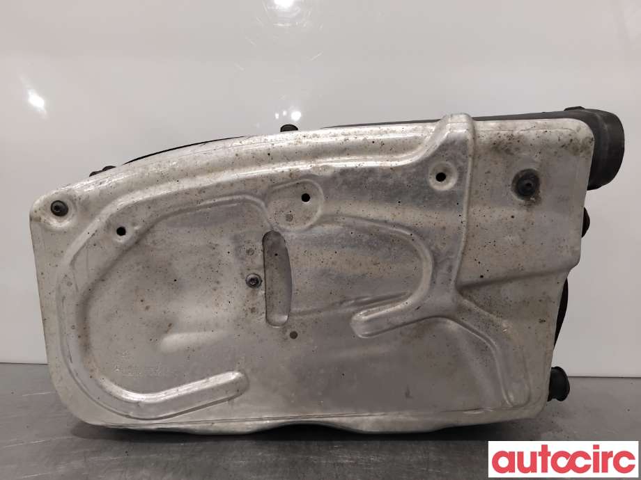 Luftfilterboks til Mercedes C-Klasse 2011-2014 (Fase 2) (W204) (W204) (MERCEDES|A6510901101||A6510902301)