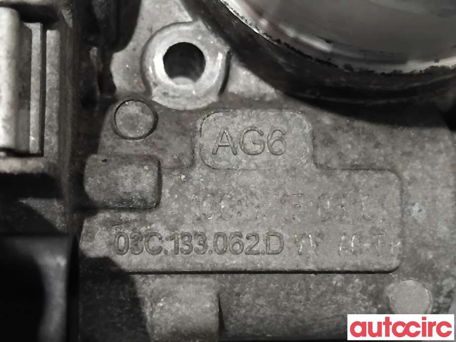 Spjeldhus til VW Scirocco 2008-2013  (VOLKSWAGEN|03C133062AA||03C133062D)