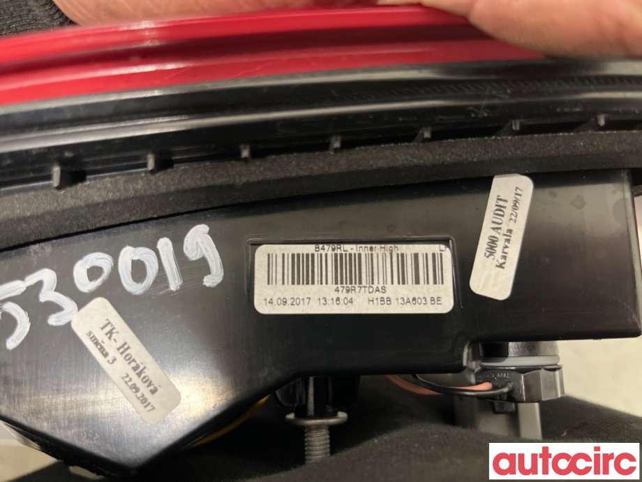 Baklykt venstre indre til Ford Fiesta 2017-->> (Type VII)  (FORD|2687954||H1BB13A603BE)