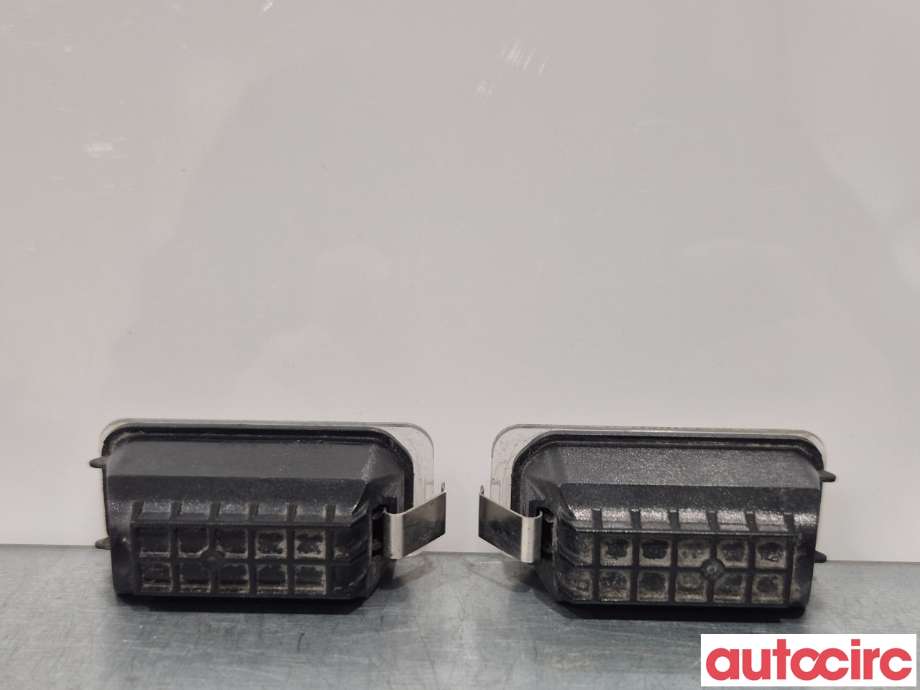 Skiltlys til Ford Fiesta 2013-2017 (Type VI, Fase 2)  (FORD|5105886||6M2A-13550-AC)