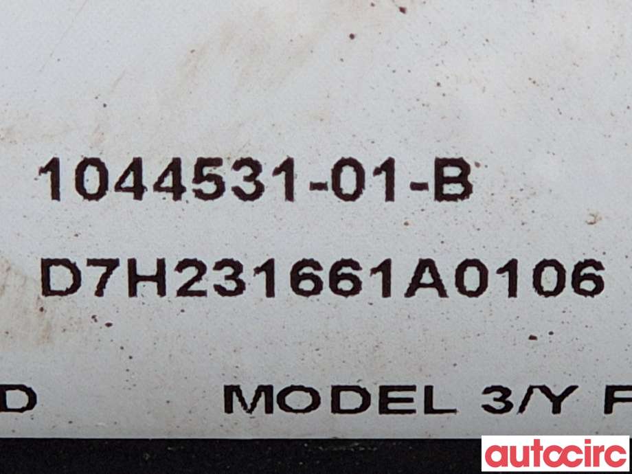 Diverse deler til Tesla Model Y 2021-2024 (Type I)  (TESLA|1044532-00-B||1044531-01-B)