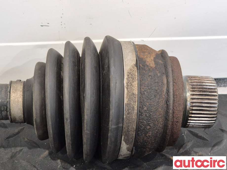 Drivaksel høyre foran til Audi A7 2010-2014 (Type I, Fase 1)  (AUDI|4G0407271F|B1F)
