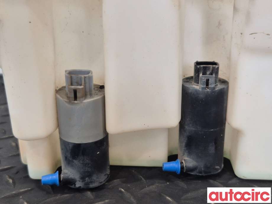 Spylertank til Toyota Avensis 2009-2015 (Type III, Fase 1)  (TOYOTA|8535505070||85350-05090)