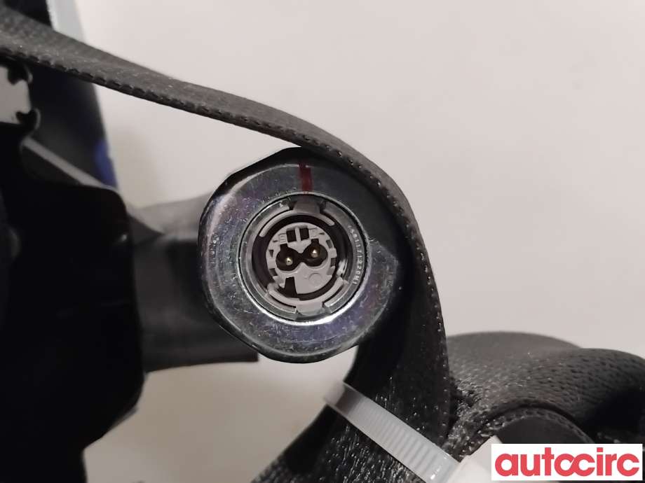 Sikkerhetsbelte bak høyre til Kia Cee