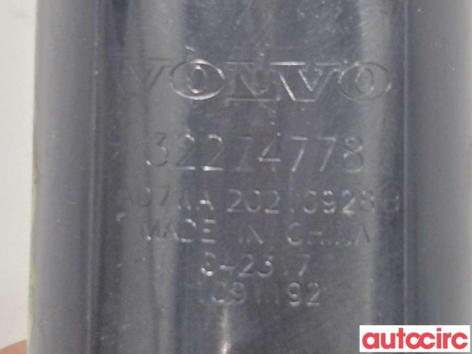 Spylerpumpe foran til Volvo C40 Recharge 2021-2024  (VOLVO|32274158|)