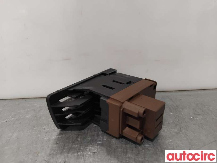 Bryter diverse til Audi A4 2007-2014 (Type IV) (B8) (B8) (AUDI|8K1927325|)