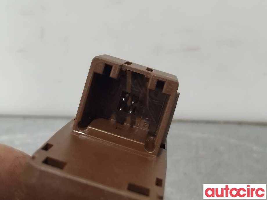 Bryter diverse til Audi A4 2007-2014 (Type IV) (B8) (B8) (AUDI|8K1927325|)
