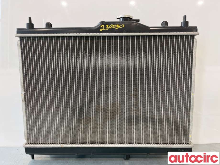 Radiator (automat gir) til Nissan Juke 2010-2014 (Fase 1) (NISSAN|21410EE000|)
