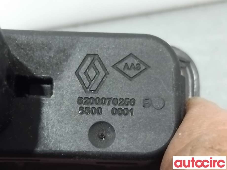Bakluke/bakdør håndtak til Renault Scenic 2009-2016 (Type III)  (RENAULT|8200076256|)