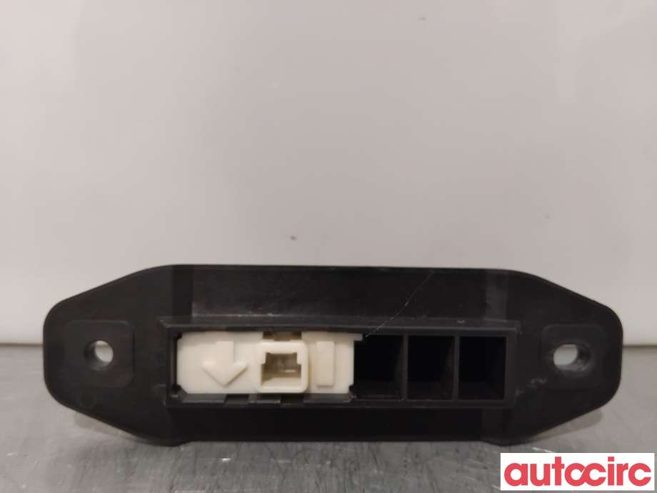 Bakluke/bakdør håndtak til Toyota Auris 2015-2019 (Type II, Fase 2)  (TOYOTA|8484002030|)