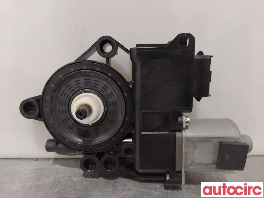 Ruteheis venstre bak til Hyundai i40 2012-2017  (HYUNDAI|834503Z010|F00S1A2936|83450-3Z010)