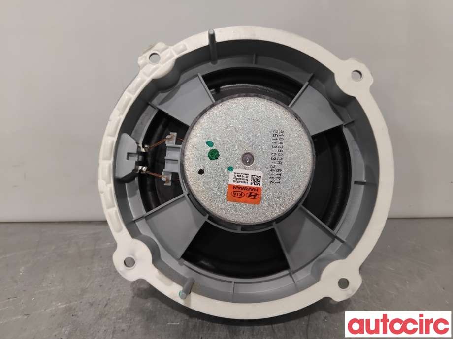 Bilstereo høyttaler til Kia e-Soul 2019-->> (Type III)  (KIA|96330M6200||96330-M6200)