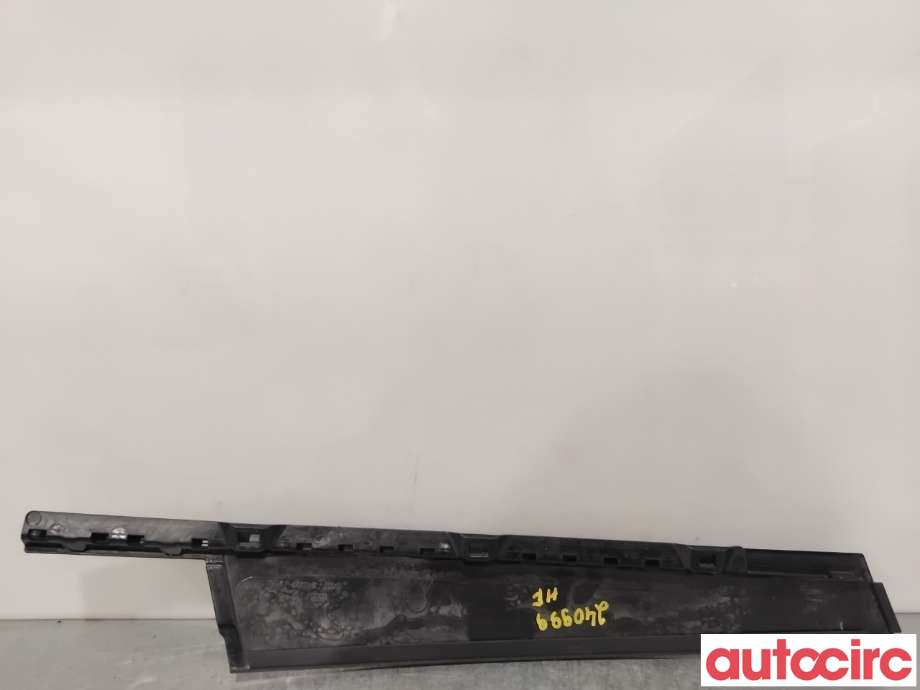 Lister til Škoda Octavia 2020-->> (Type IV) (SKODA|5E3837902|)