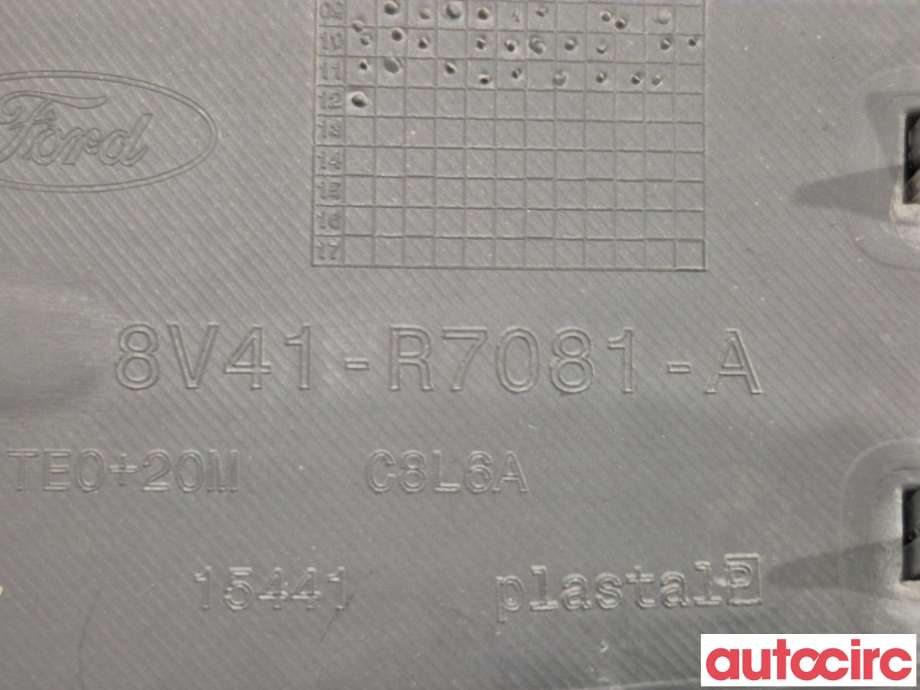 Grill til Ford Kuga 2008-2012 (Type I)  (FORD|1497839|8V41-8200-AC)