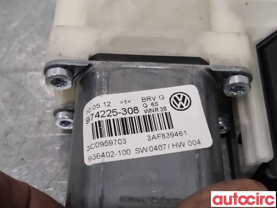 Ruteheis venstre bak til VW Passat 2011-2015 (B7) (B7) (VOLKSWAGEN|3AA959703|974225-308|3AA959703B)