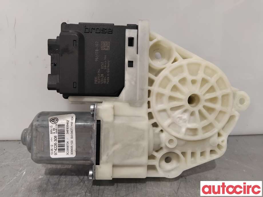 Ruteheis høyre bak til VW Passat 2011-2015 (B7) (B7) (VOLKSWAGEN|3C0959704|974226-308|3AA959704B)