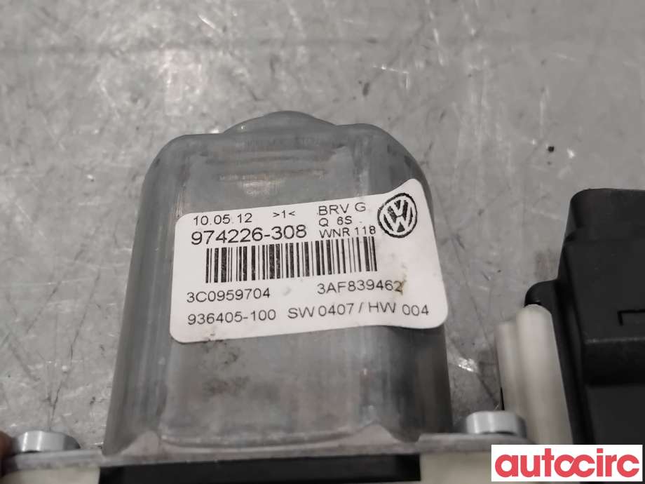 Ruteheis høyre bak til VW Passat 2011-2015 (B7) (B7) (VOLKSWAGEN|3C0959704|974226-308|3AA959704B)