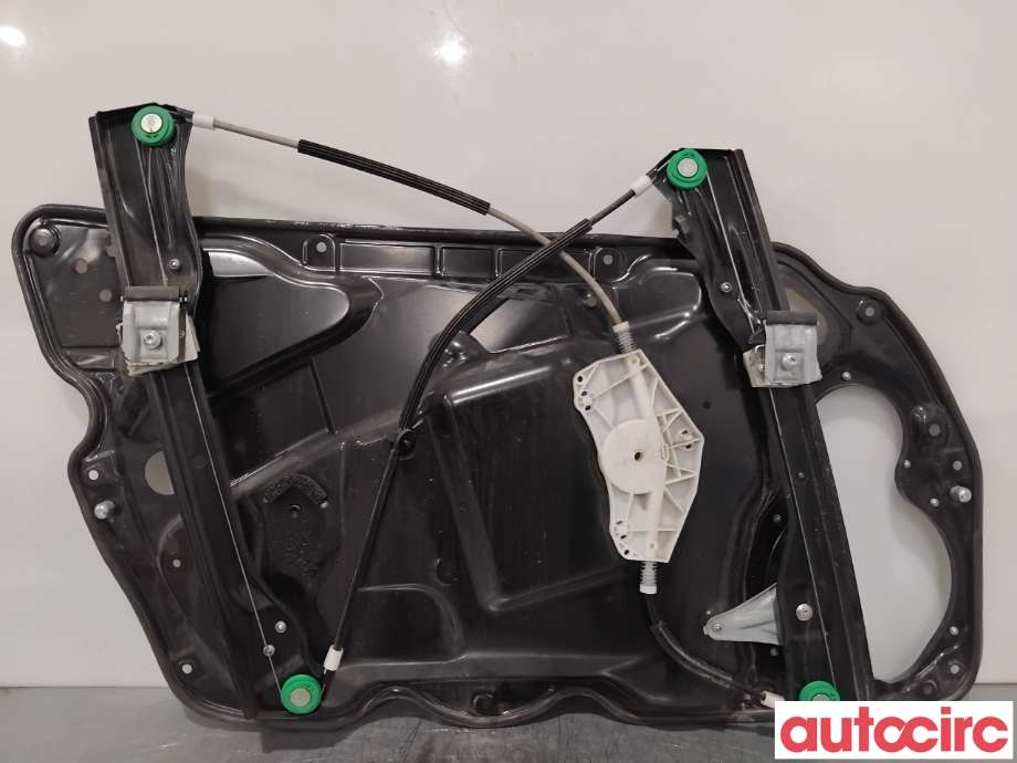 Ruteheis til VW Passat 2011-2015 (B7) (B7) (VOLKSWAGEN|3AA837462B||3AA837756)