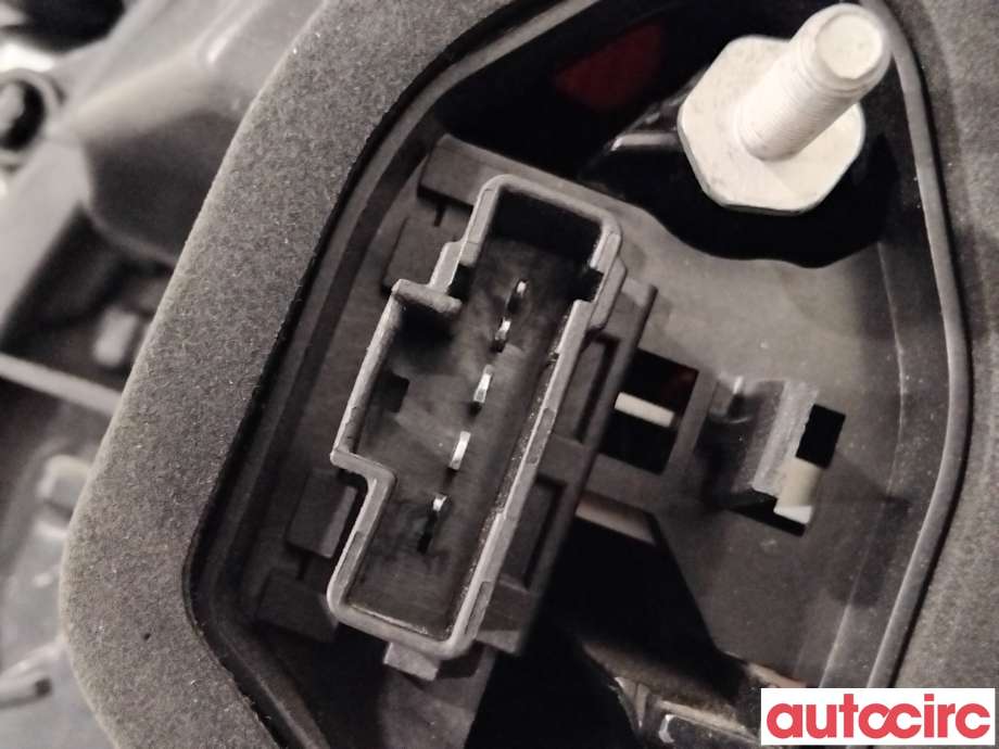 Baklykt venstre til Peugeot 208 2012-2019 (Type I)  (PEUGEOT|9810343080||9825601280)
