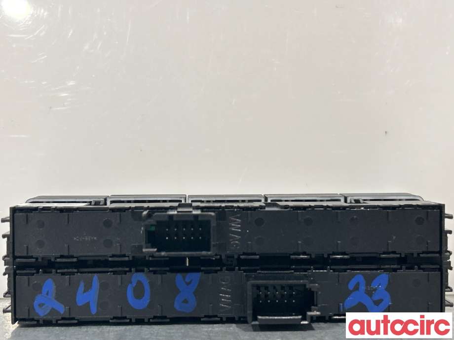 Bryter Antispinn til Škoda Octavia 2017-2020 (Type III, Fase 2)  (SKODA|5E1927132G)