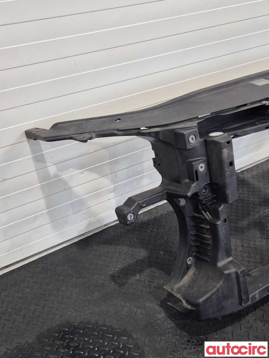 Frontplate til VW Passat 2011-2015 (B7) (B7) (VOLKSWAGEN|3AA805588D|)