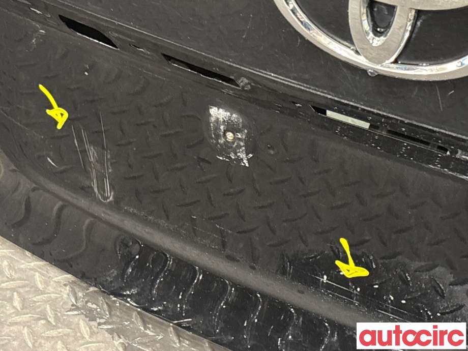 Bakluke til Toyota Avensis 2009-2015 (Type III, Fase 1)  (TOYOTA|6700505110)