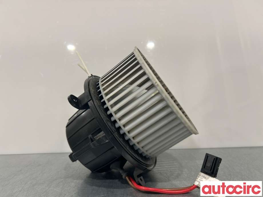 Varmeapparat motor til Mercedes Vito 2014-->> (W447) (W447) (MERCEDES|A0008304701)