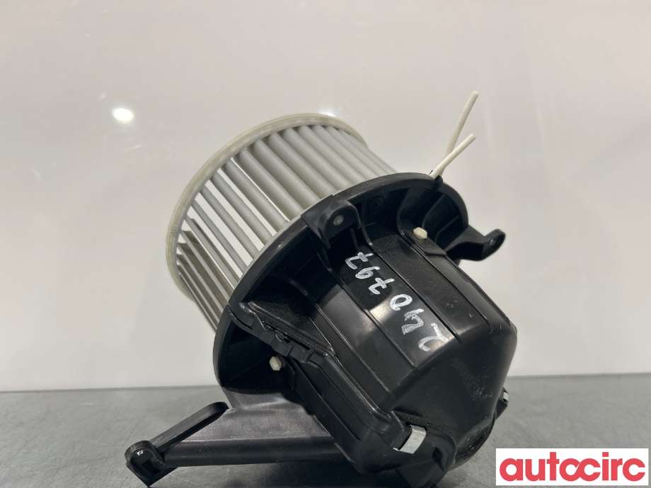 Varmeapparat motor til Mercedes Vito 2014-->> (W447) (W447) (MERCEDES|A0008304701)