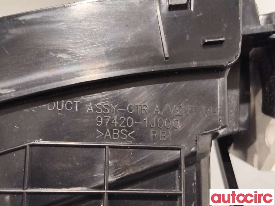 Dashbord friskluftdyse til Hyundai i20 2009-2014 (Type I)  (HYUNDAI|974201J000||97420-1J000)