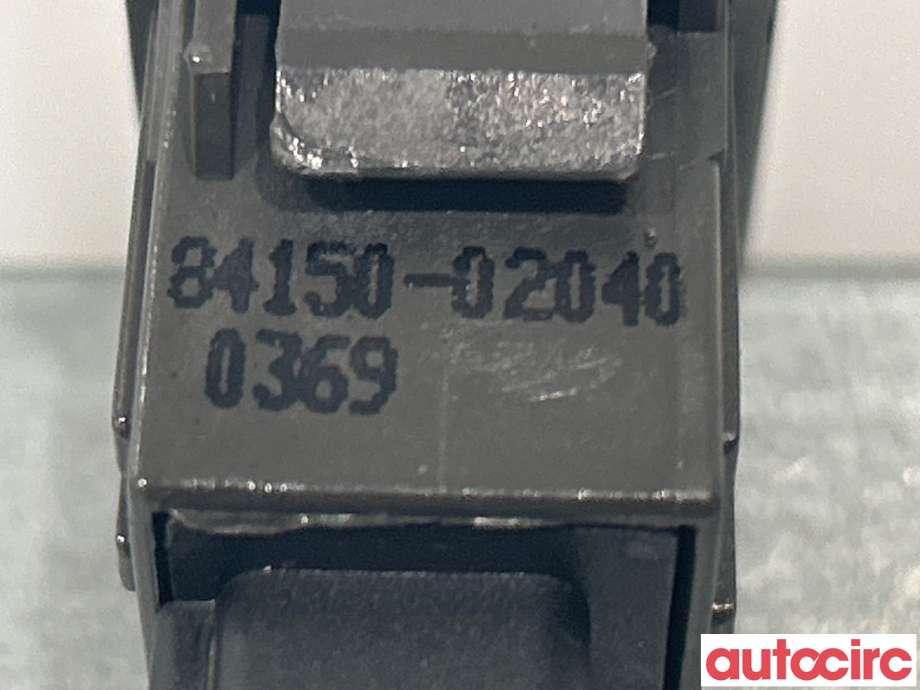 Bryter diverse til Toyota Avensis 2009-2015 (Type III, Fase 1)  (TOYOTA|8415002040)