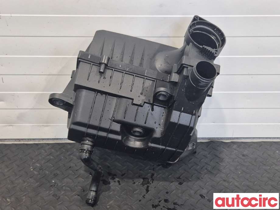Luftfilterboks til VW Passat 2015-2019 (Fase 1) (B8) (B8) (VOLKSWAGEN|5Q0129607AT||5Q0129607T)