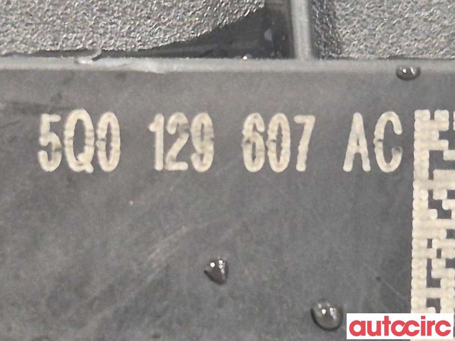 Luftfilterboks til VW Golf VII 2012-2017 (Fase 1)  (VOLKSWAGEN|5Q0129607AC|)
