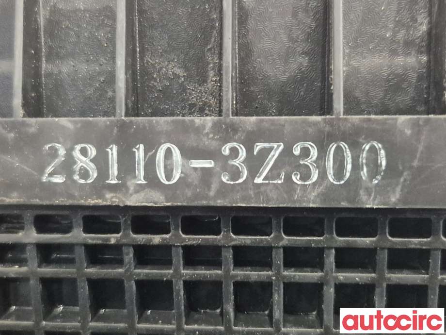 Luftfilterboks til Hyundai i40 2012-2017  (HYUNDAI|281103Z300|)