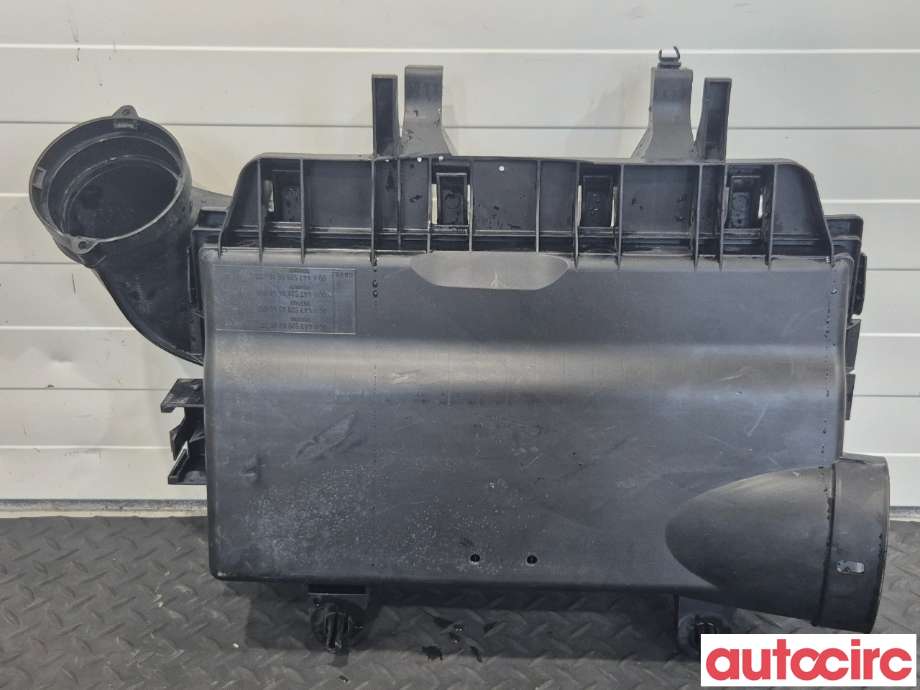 Luftfilterboks til Mercedes Vito 2014-->> (W447) (W447) (MERCEDES|A4475280406|)