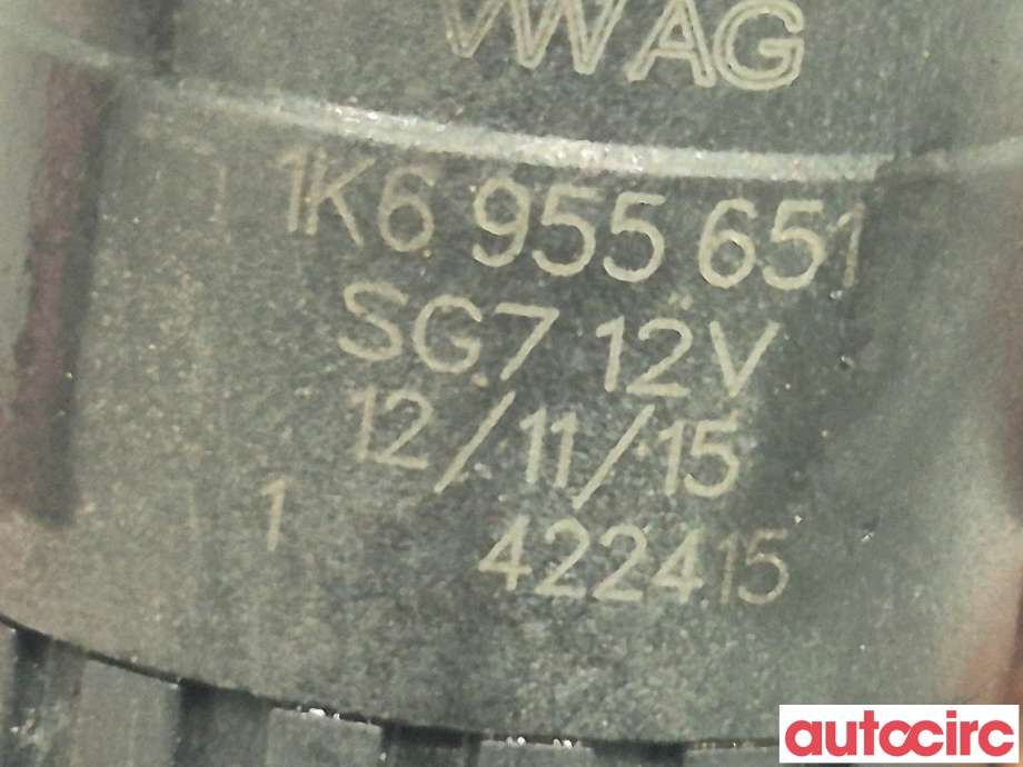 Spylerpumpe foran til VW Golf VII 2012-2017 (Fase 1)  (VOLKSWAGEN|1K6955651|)